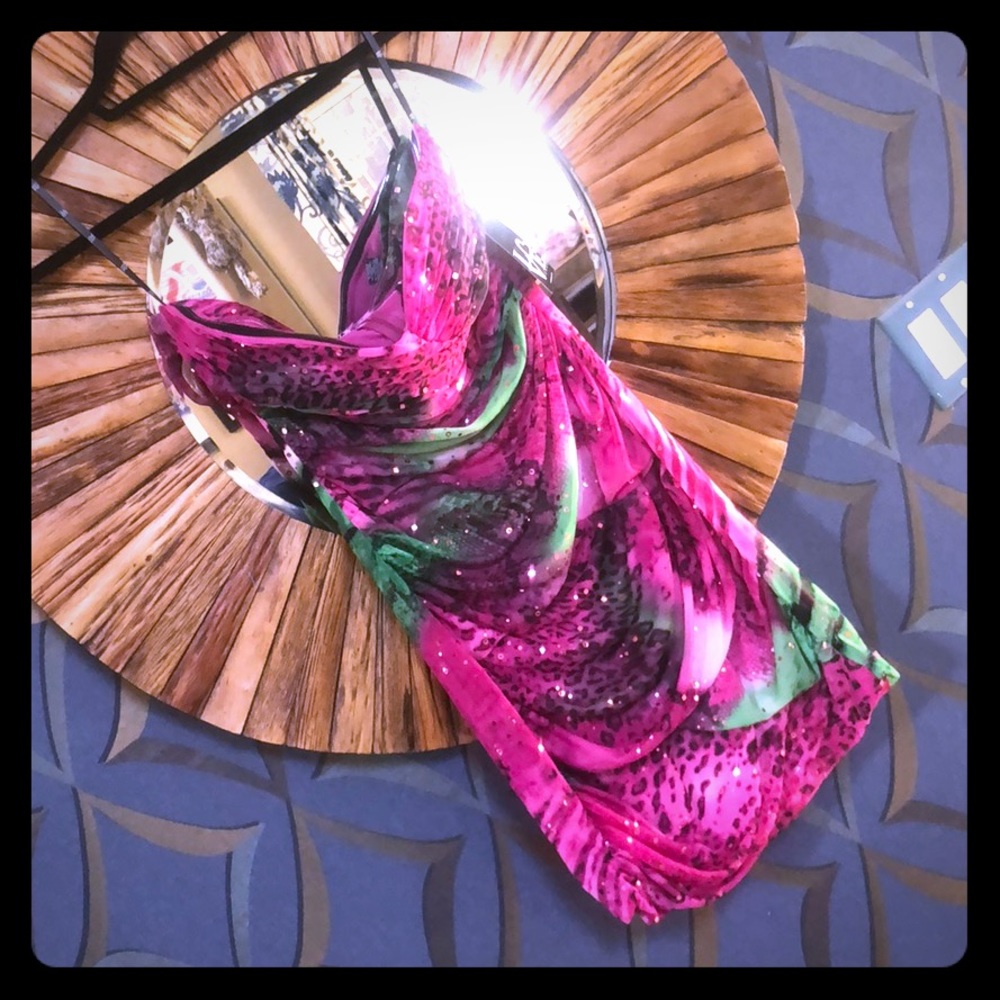 Sexy fitted multi colored dress Macy’s stretchy